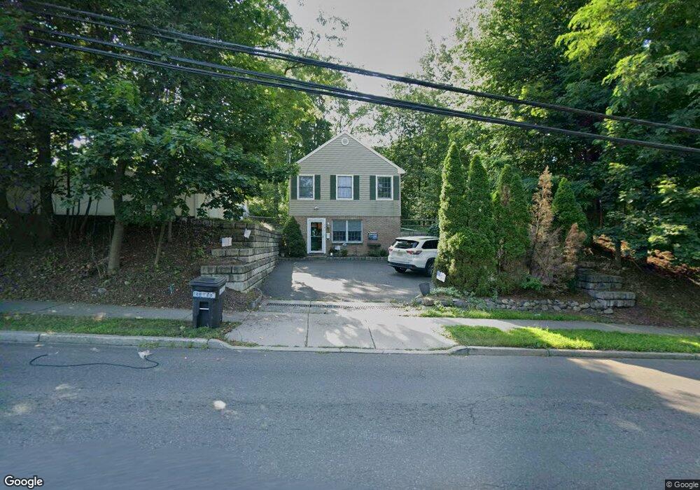 301 W Crescent Ave, Allendale, NJ 07401 - photo 1