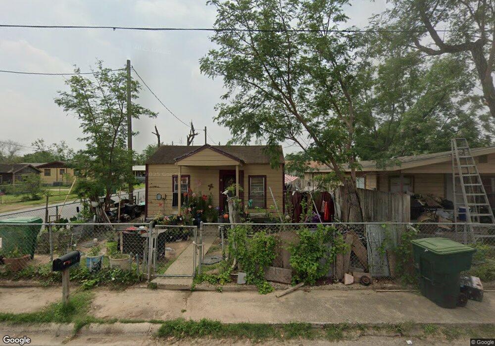 524 E Evans Ave, Pharr, TX 78577 - photo 1