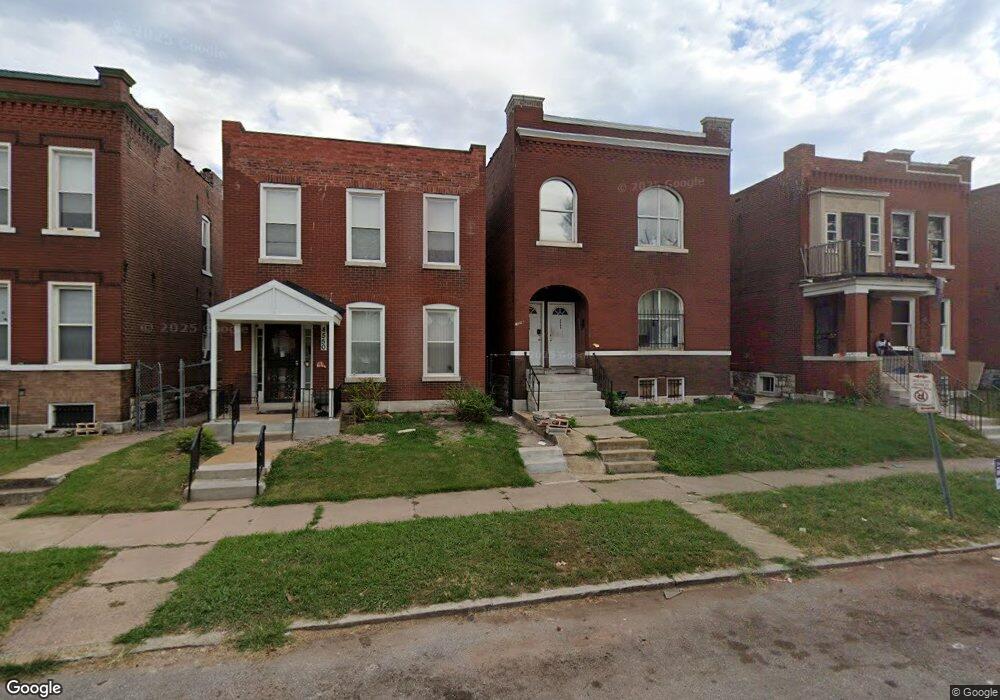 4546 Athlone Ave, Saint Louis, MO 63115 - photo 1