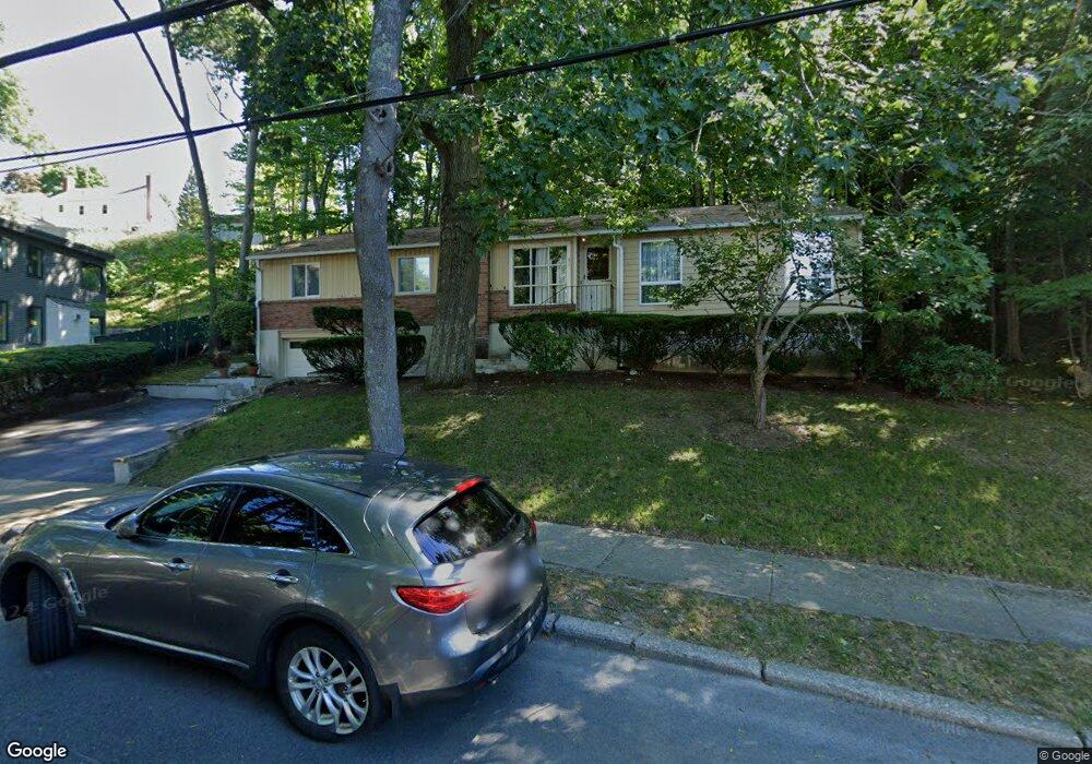 88 E Quinobequin Rd, Waban, MA 02468 - photo 1