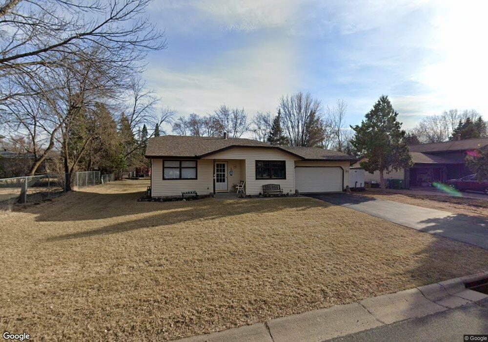 10461 95th Place N, Maple Grove, MN 55369 - photo 1