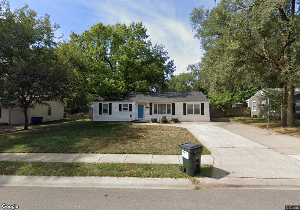 7020 Cody St, Shawnee, KS 66203 - photo 1