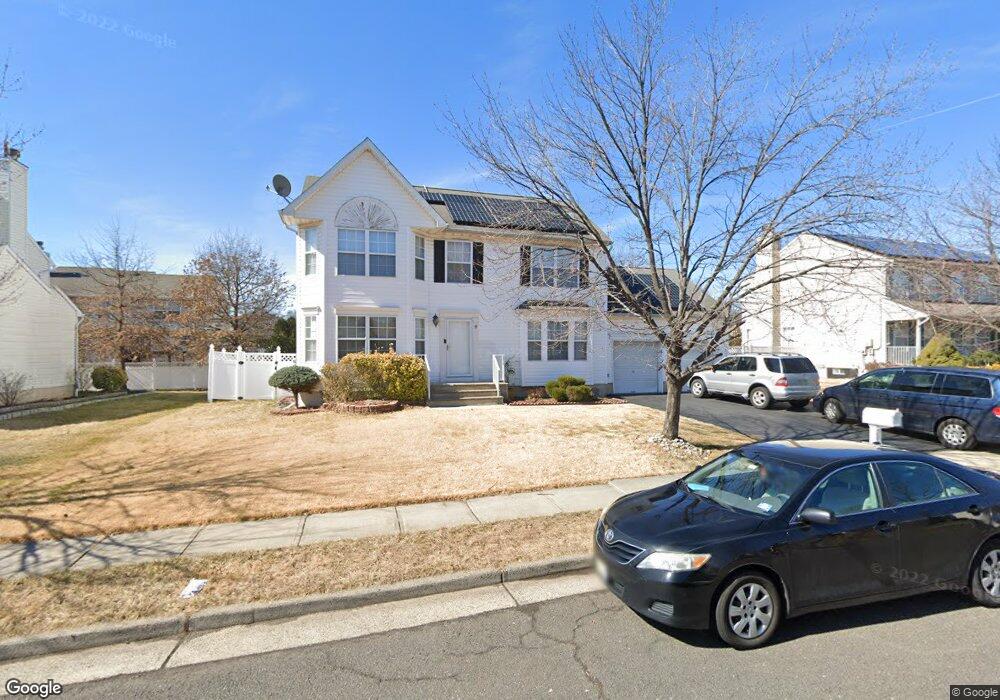 9 Arbor Cir, Edison, NJ 08837 - photo 1