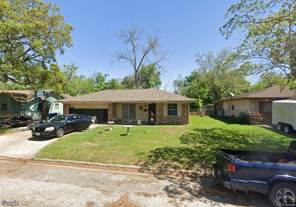 1509 Andrea Dr, Bay City, TX 77414 - photo 1