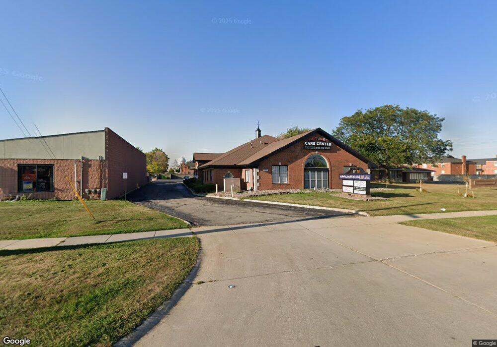 2107 E Fourteen Mile, Update, MI 48310 - photo 1
