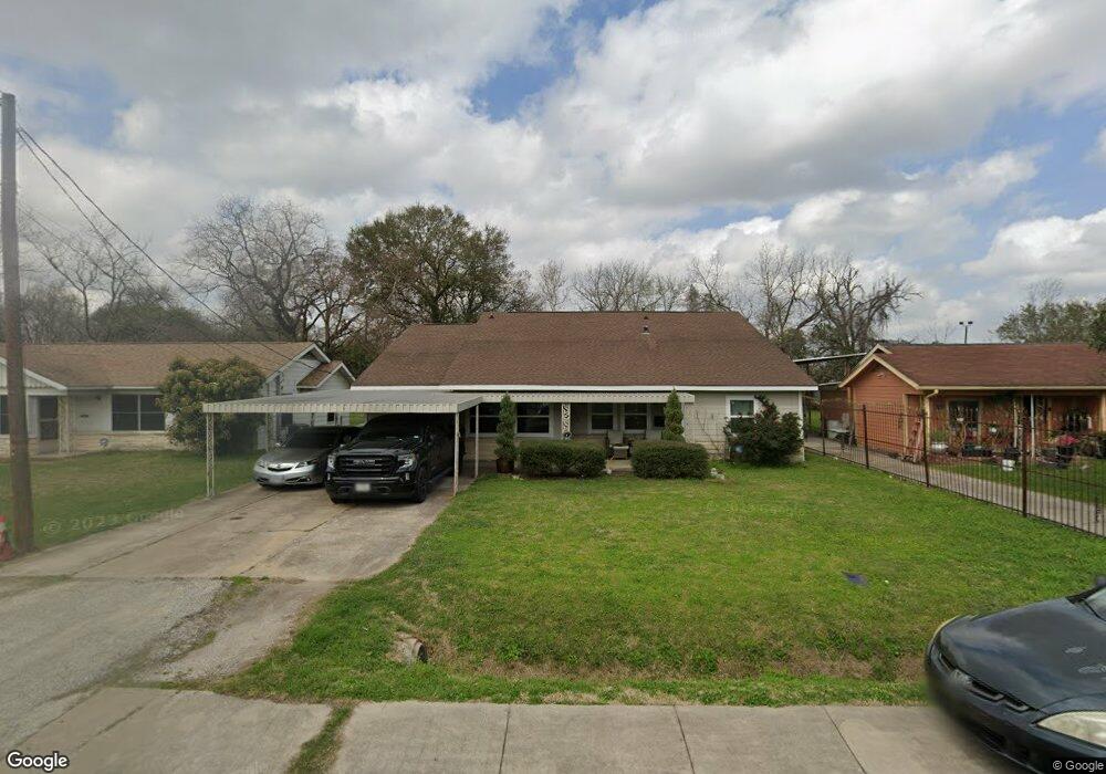 139 De Boll St, Houston, TX 77022 - photo 1