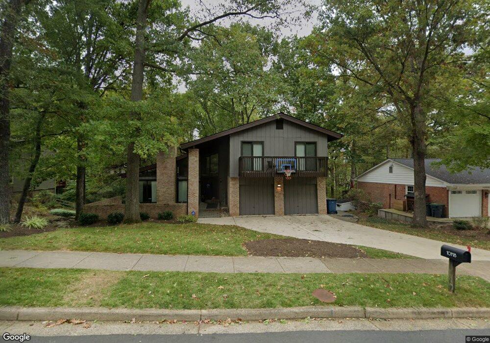 10918 Thanlet Ln, Reston, VA 20190 - photo 1