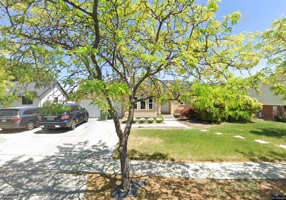 10343 S Whispering Sands Cir, South Jordan, UT 84095 - photo 1