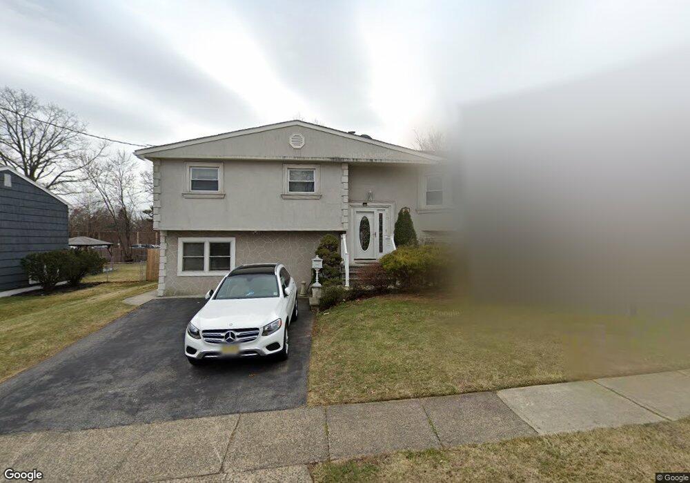 10 Jackson Ct, Fords, NJ 08863 - photo 1