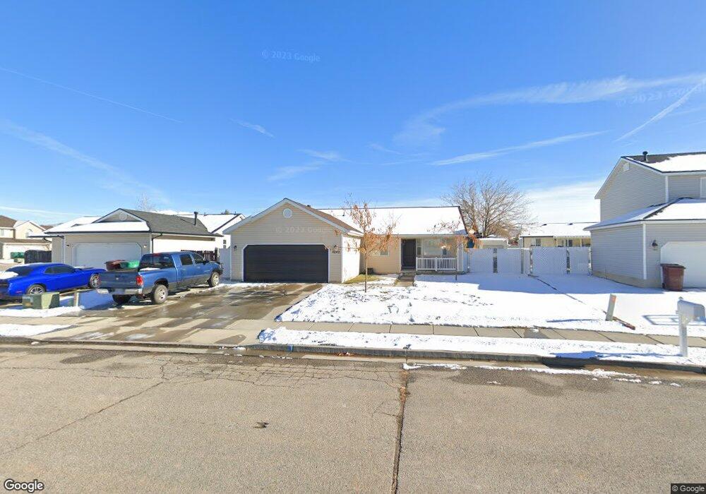 4042 W 5300 S unit 44, Roy, UT 84067 - photo 1