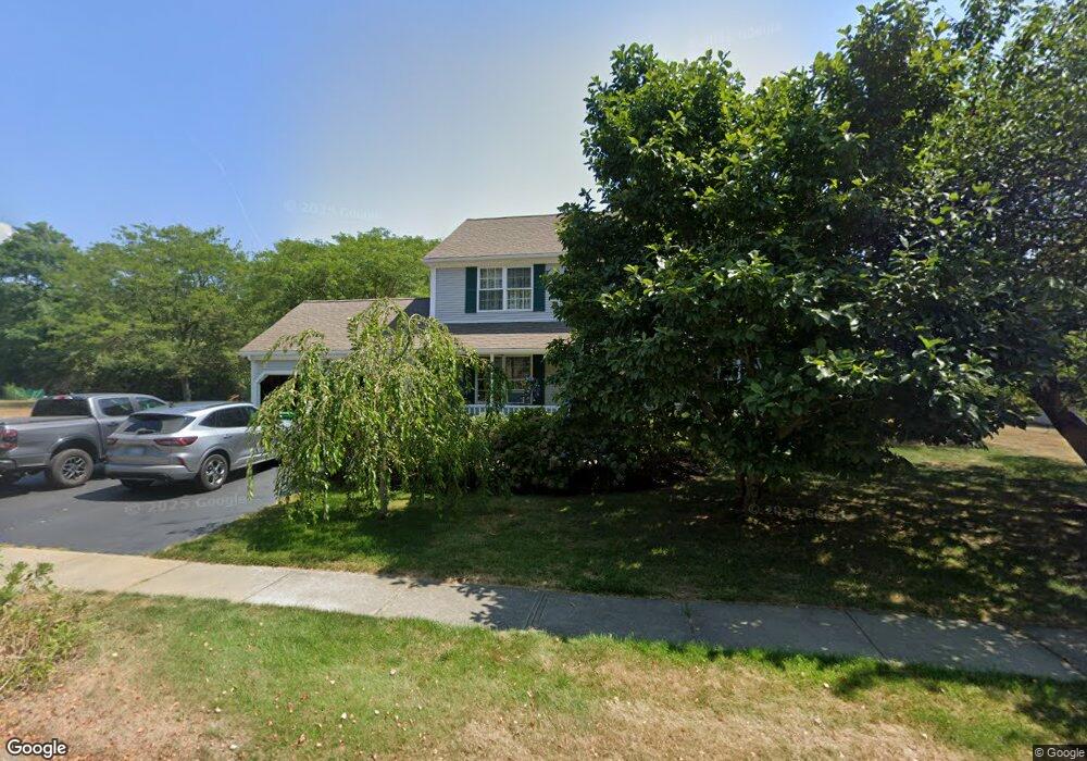 51 Straw Ln, Wakefield, RI 02879 - photo 1