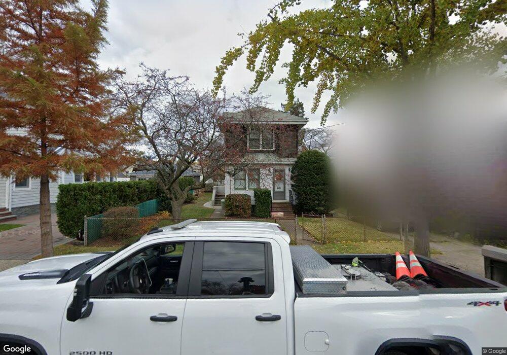 8529 261st St, Floral Park, NY 11001 - photo 1