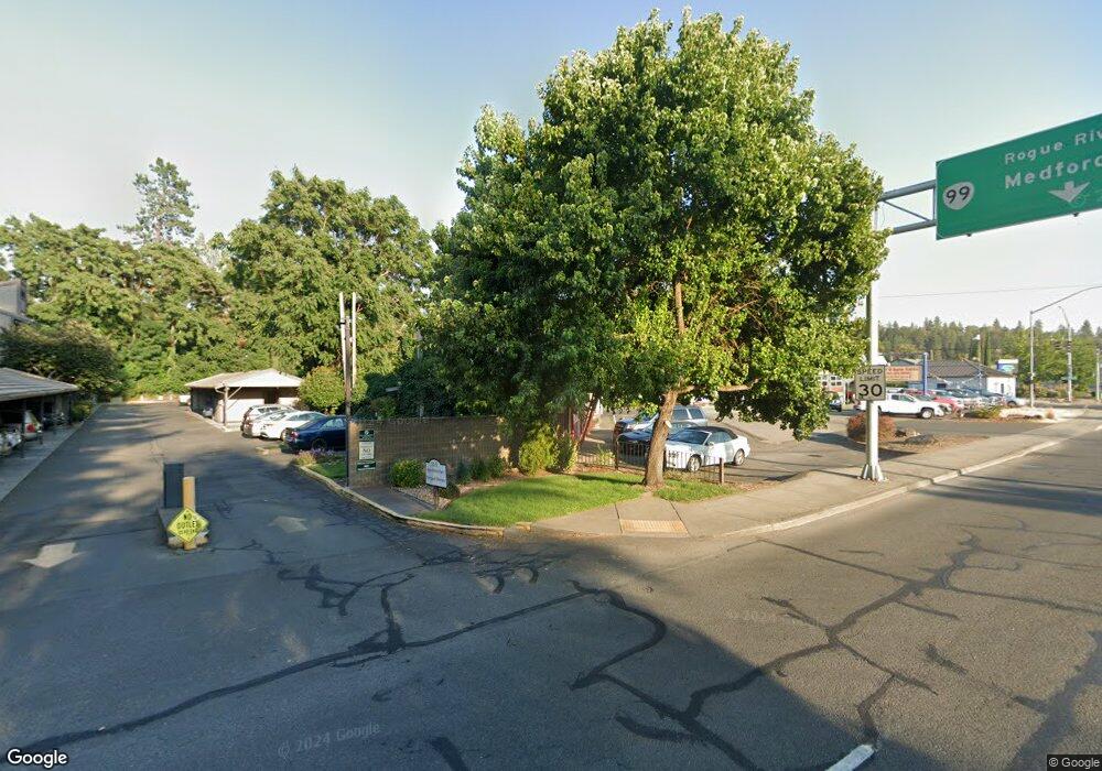 129 Redwood Hwy unit 2, Grants Pass, OR 97527 - photo 1