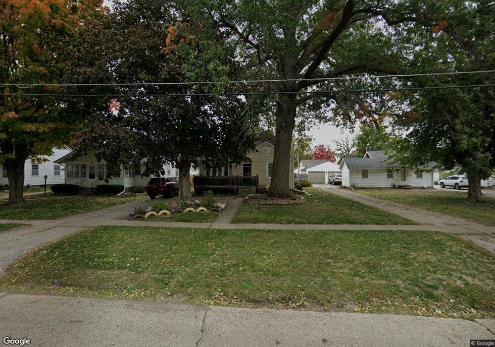 916 W 6th St S, Newton, IA 50208 - photo 1