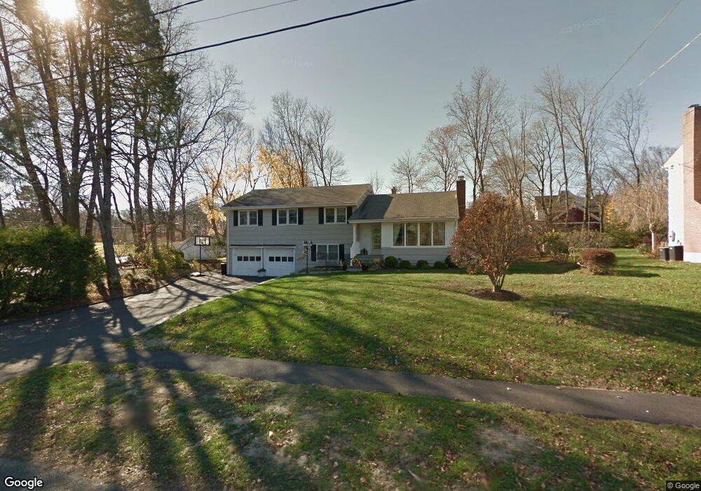 6 Field Crest Rd, New Canaan, CT 06840 - photo 1