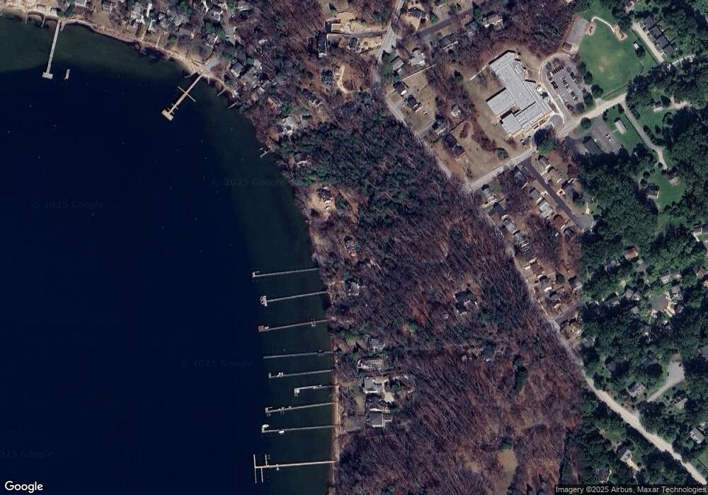 902 Old County Rd, Severna Park, MD 21146 - photo 1