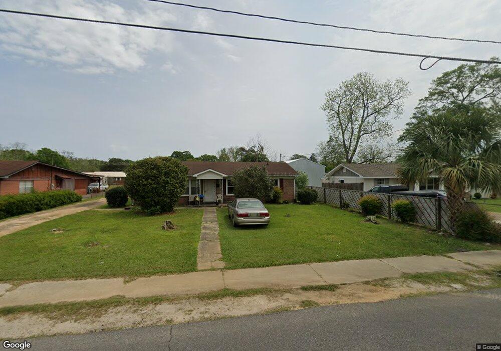 162 N 8th Ave, Atmore, AL 36502 - photo 1