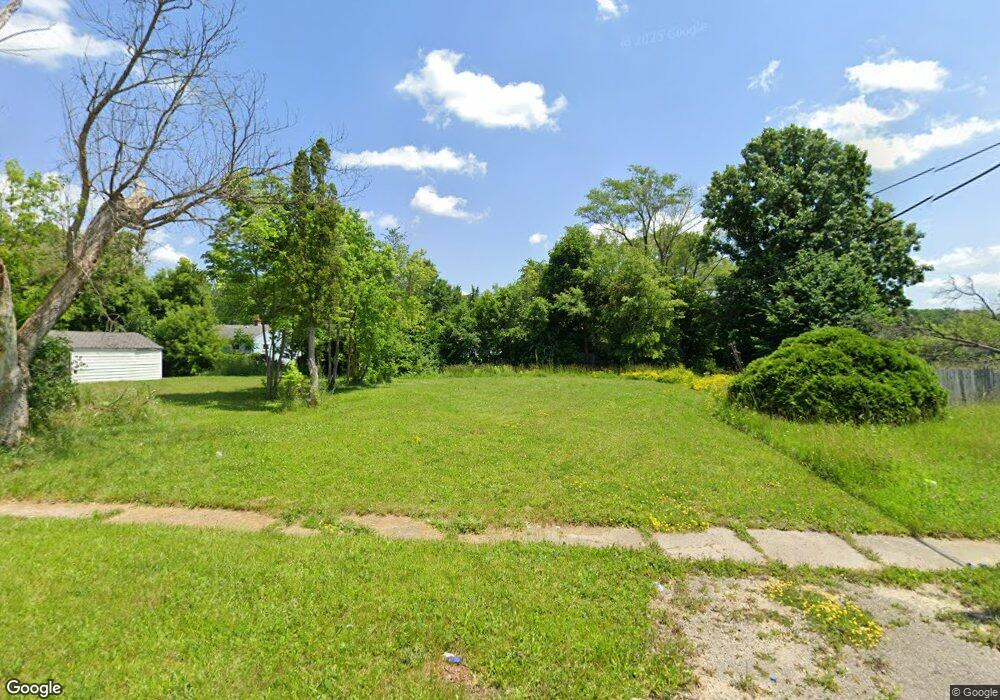 2011 Tebo St, Flint, MI 48503 - photo 1