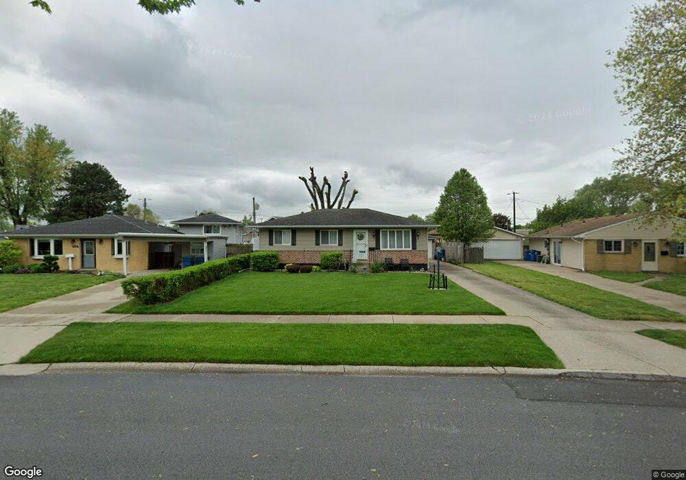 9330 Forrest Dr, Highland, IN 46322 - photo 1