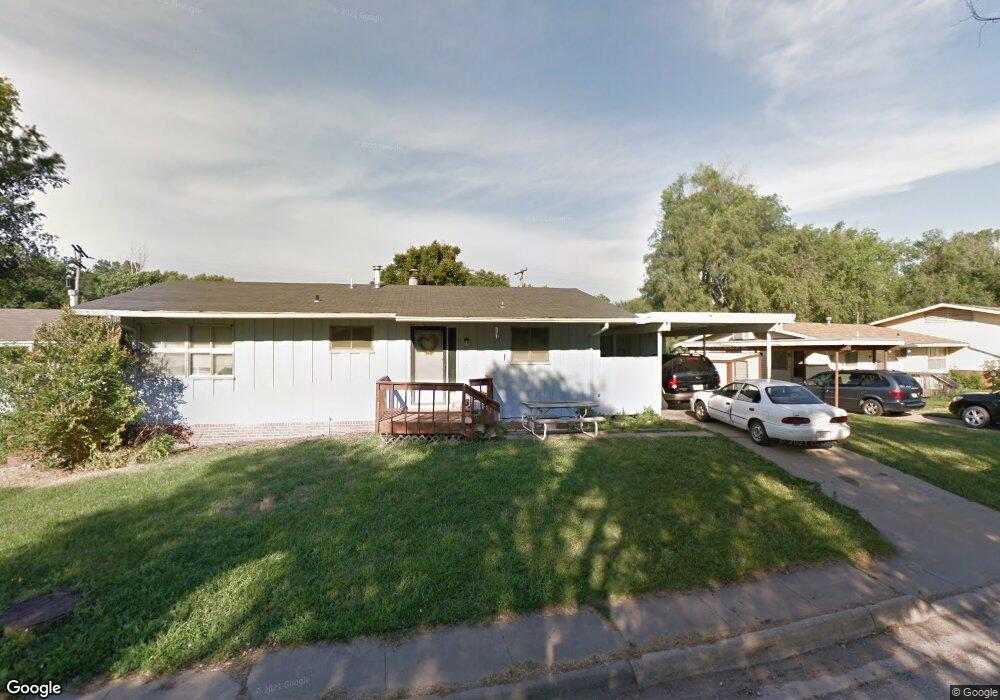 7021 SW Towerview Ln, Topeka, KS 66619 - photo 1