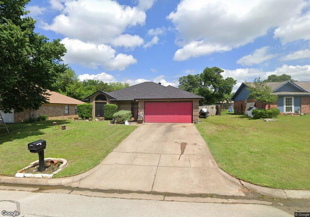 203 Marie Ct, Joshua, TX 76058 - photo 1