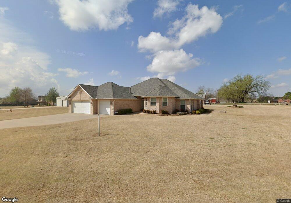 1505 Clear Creek Rd, Moore, OK 73160 - photo 1