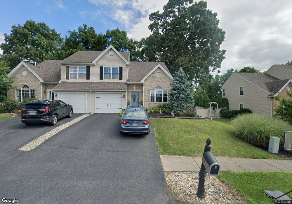 2163 Briarwood Dr, Coplay, PA 18037 - photo 1