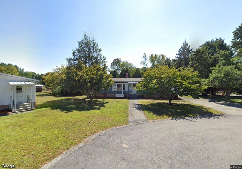 10 Robin Hood Ln, Attleboro, MA 02703 - photo 1