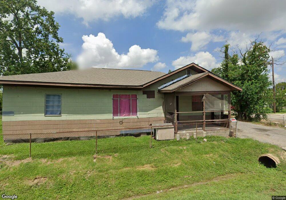 1024 Barbara Mae St, Houston, TX 77015 - photo 1