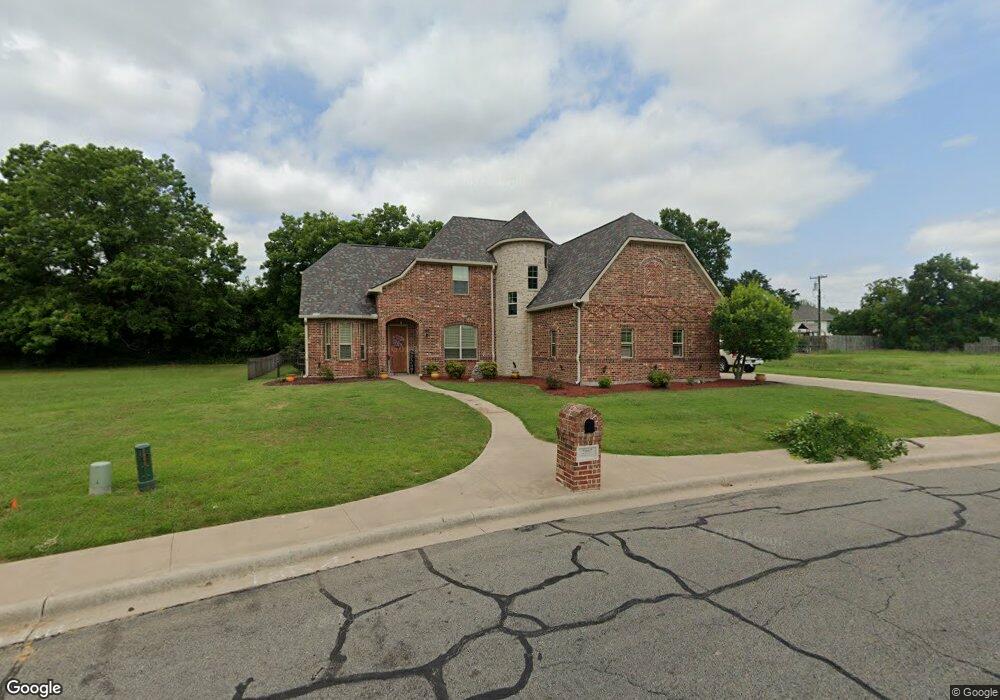 2005 Bois d Arc Dr, Bonham, TX 75418 - photo 1