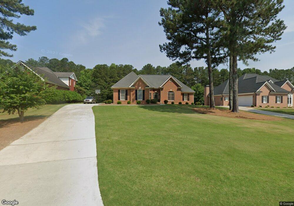 4860 Duncans Lake Dr, Buford, GA 30519 - photo 1