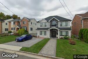 160 Dewey Ave, Albertson, NY 11507