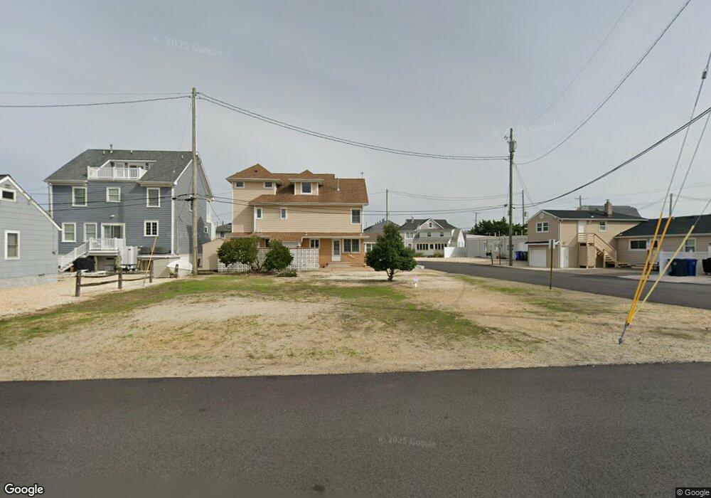 110 Silver Beach Rd, Lavallette, NJ 08735 - photo 1