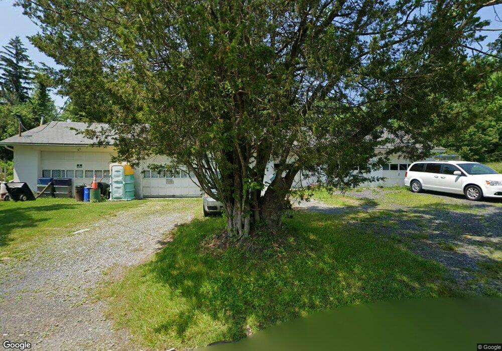 3006 S Oaks Rd, Bath, PA 18014 - photo 1