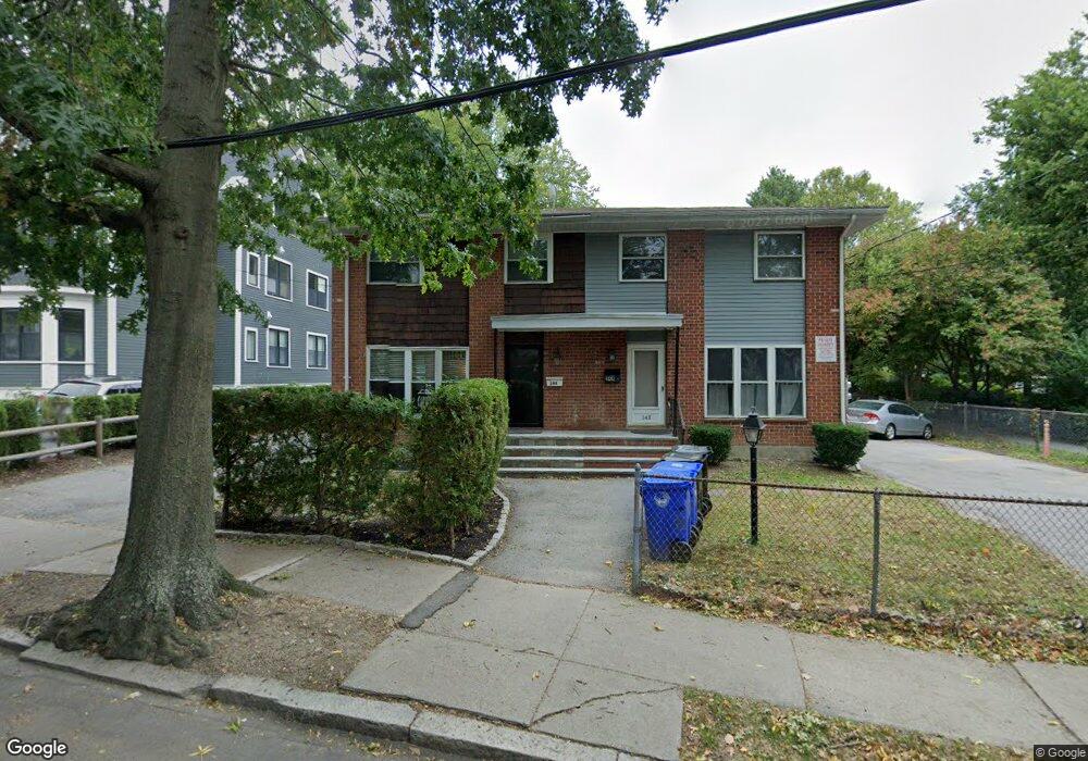 148 Thorndike St unit 1A, Brookline, MA 02446 - photo 1