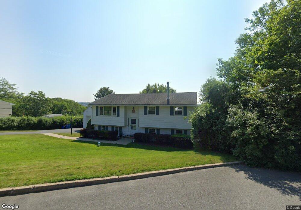 20 Nassau Ct, Branchburg, NJ 08876 - photo 1