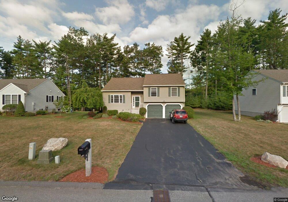 37 Glasgow Cir, Hudson, NH 03051 - photo 1