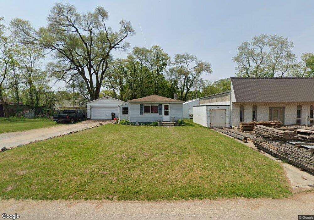 2425 Lowell Ave, Elkhart, IN 46516 - photo 1