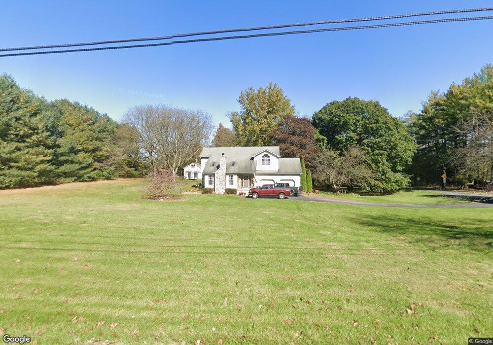 1213 Cross Keys Rd, Reading, PA 19605 - photo 1