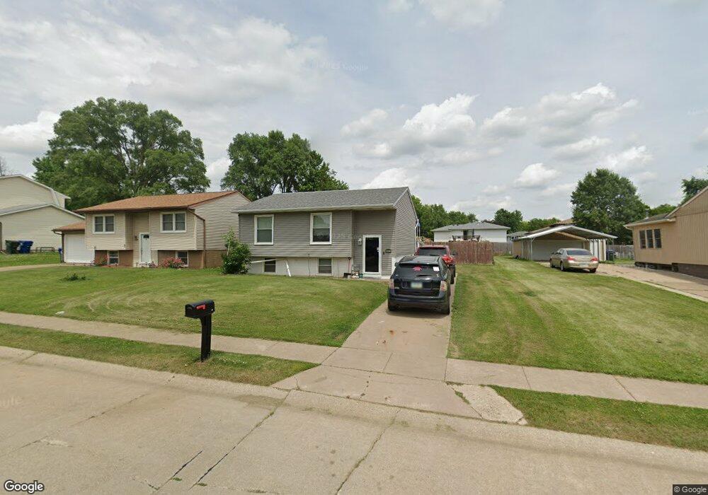 4117 N Elsie Ave, Davenport, IA 52806 - photo 1