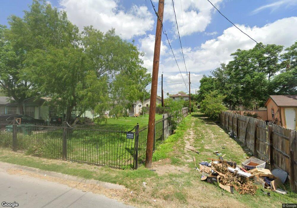 613 E Wright Ave, Pharr, TX 78577 - photo 1