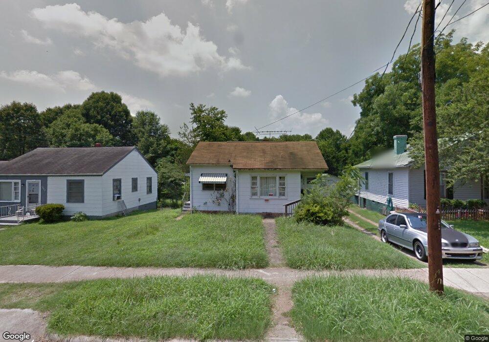 1030 Caldwell St, Statesville, NC 28677 - photo 1