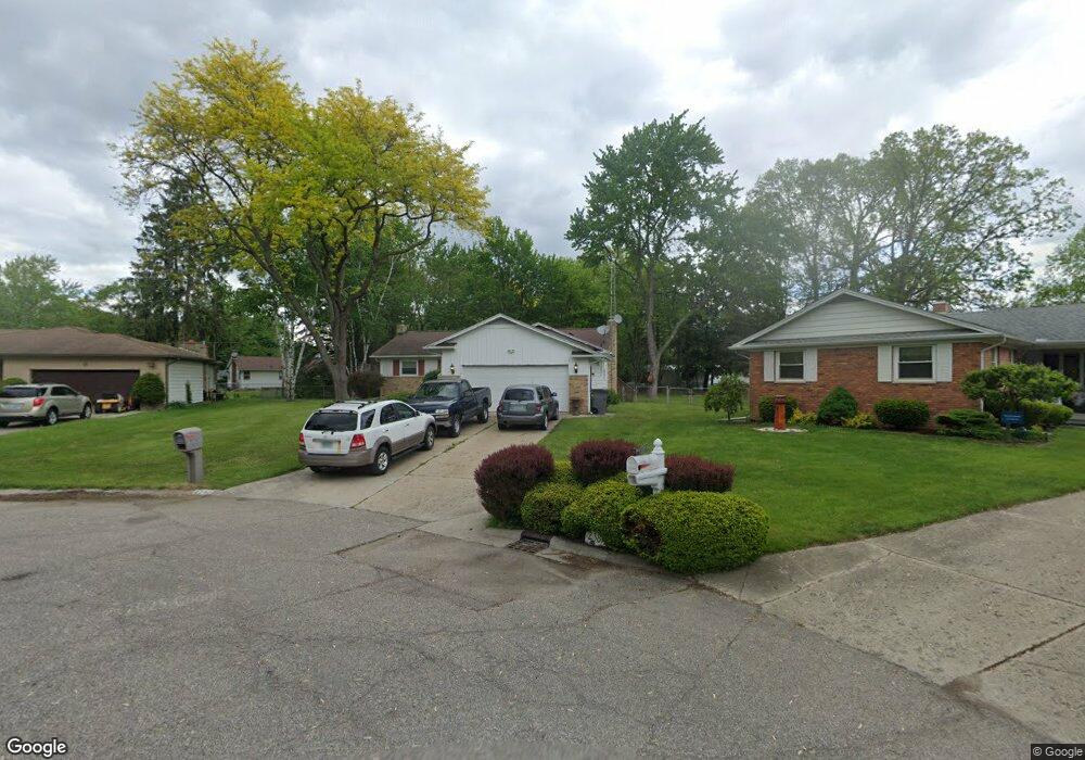 4383 Jamestown Ct, Flint, MI 48507 - photo 1