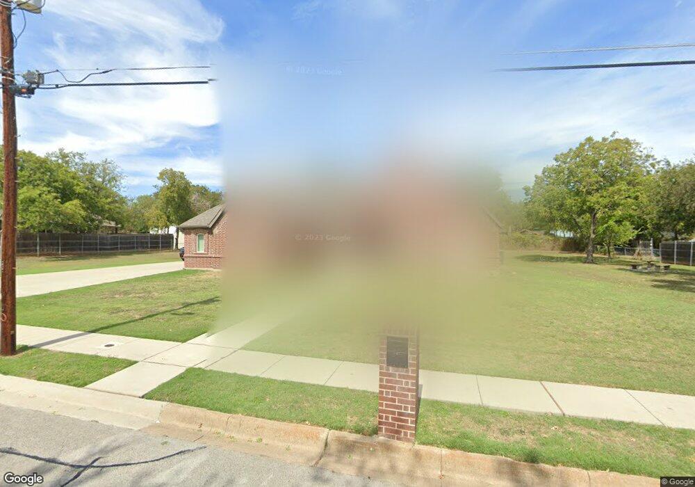 8301 Woods Ln, North Richland Hills, TX 76182 - photo 1