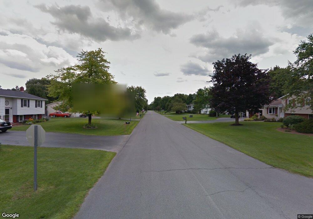 600 Valley Dr W, Chittenango, NY 13037 - photo 1