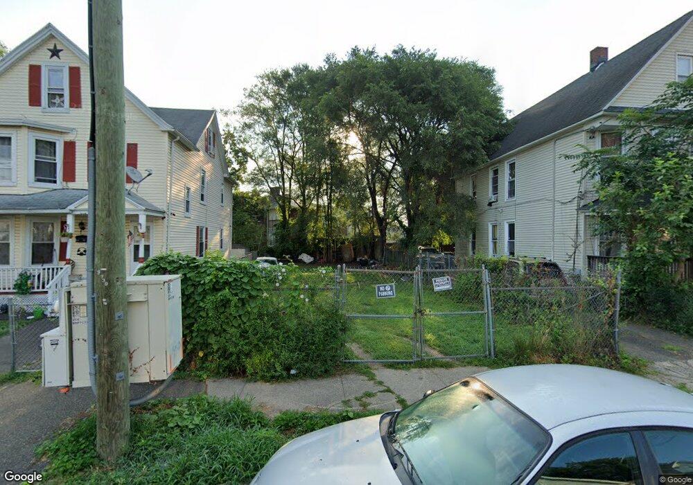 202-204 Hewitt St, Bridgeport, CT 06607 - photo 1