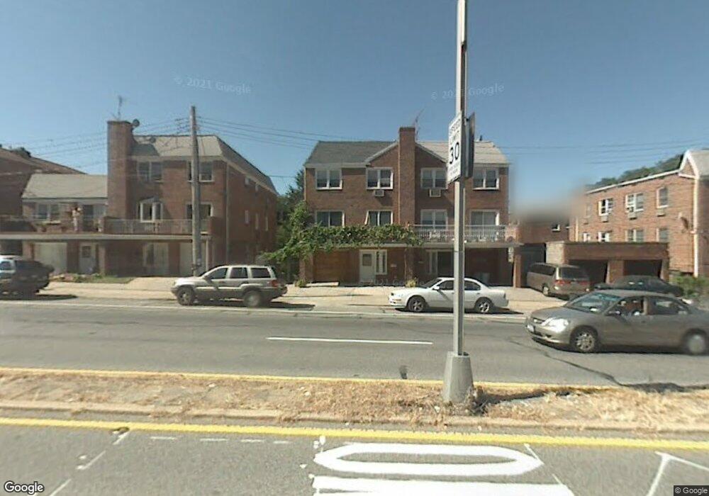 5714 164th St, Fresh Meadows, NY 11365 - photo 1