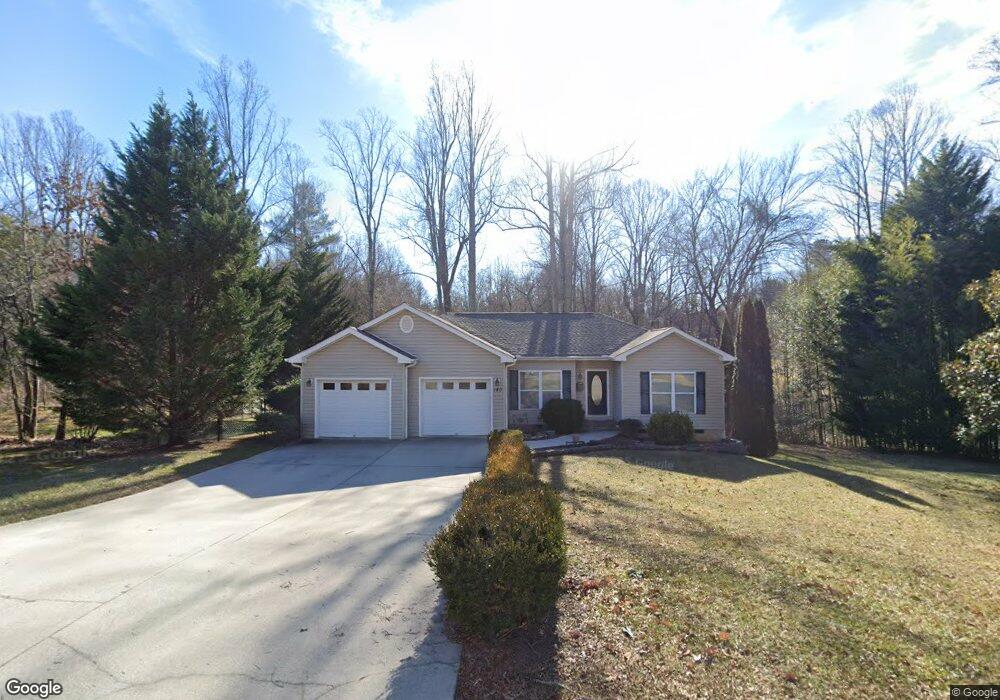 140 Greenfield Ln, Hendersonville, NC 28792 - photo 1