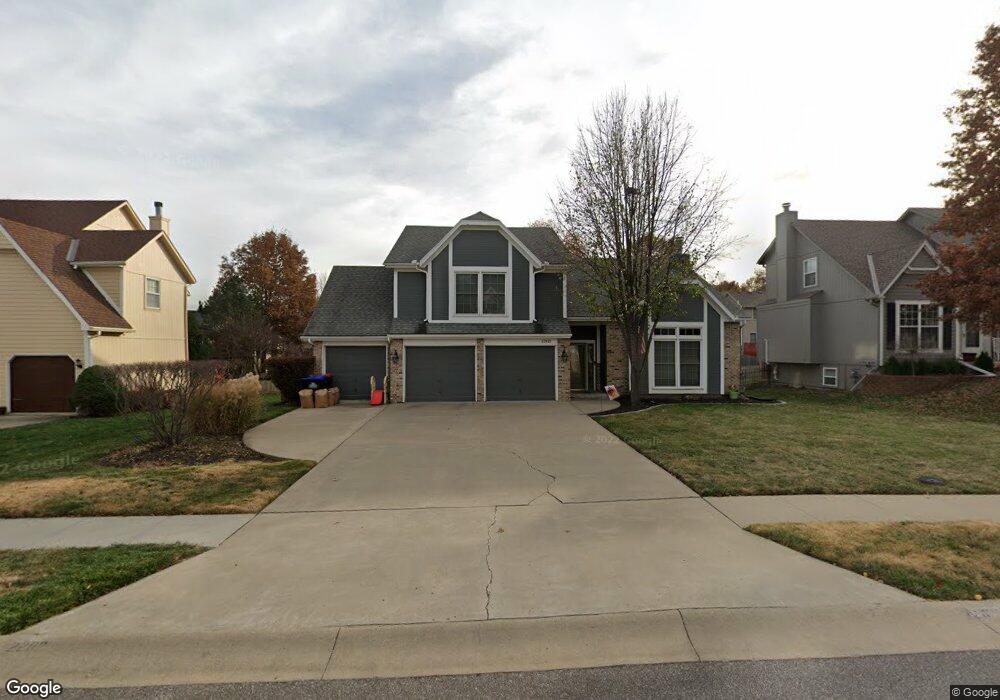 22621 W 50th St, Shawnee, KS 66226 - photo 1