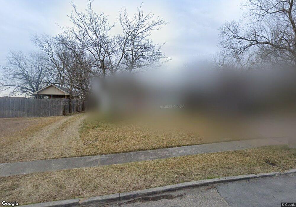 1204 Edgemont Dr, Mesquite, TX 75149 - photo 1